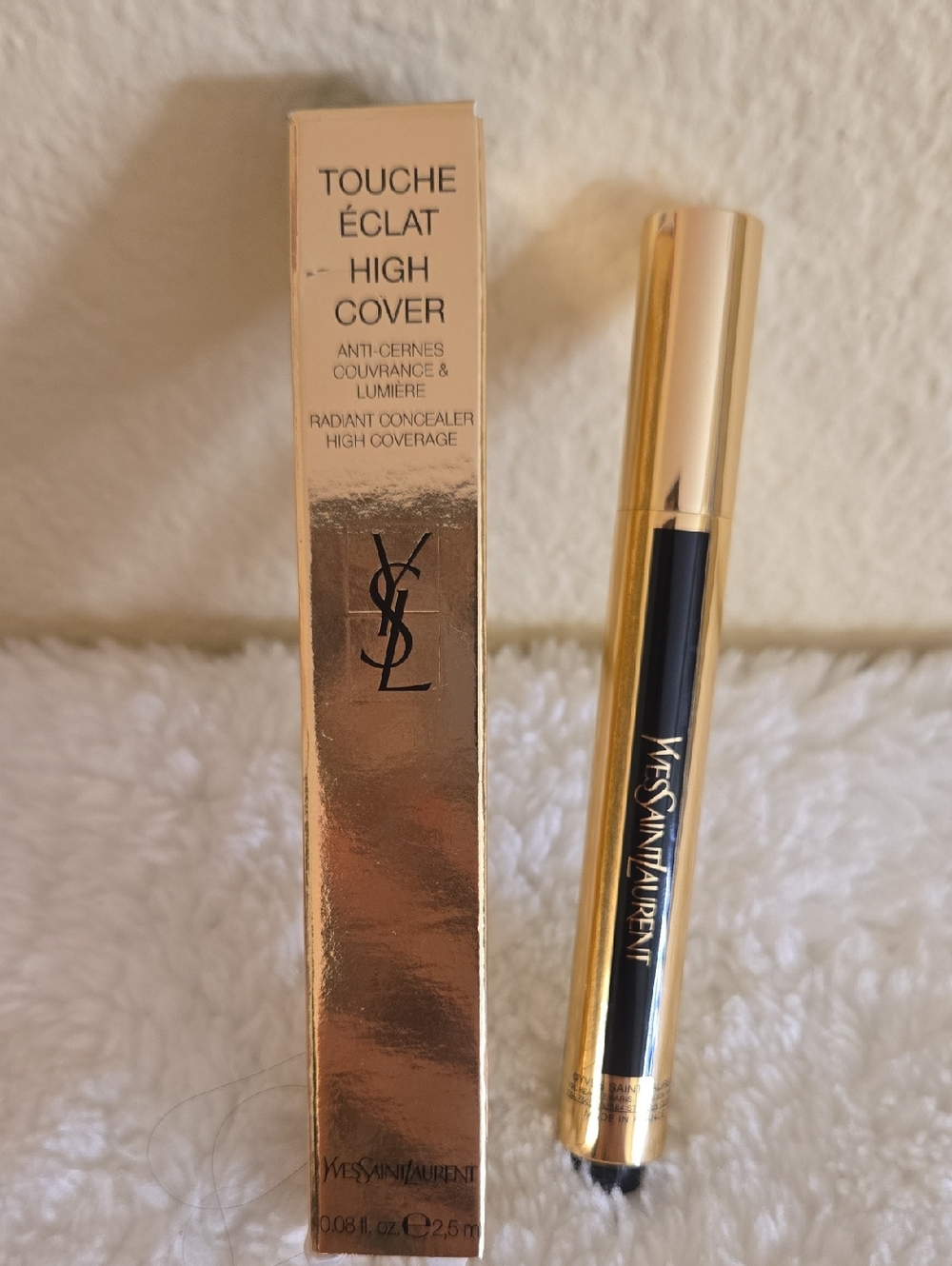 Yves Saint Laurent Touche Éclat High Cover Radiant Concealer 3
